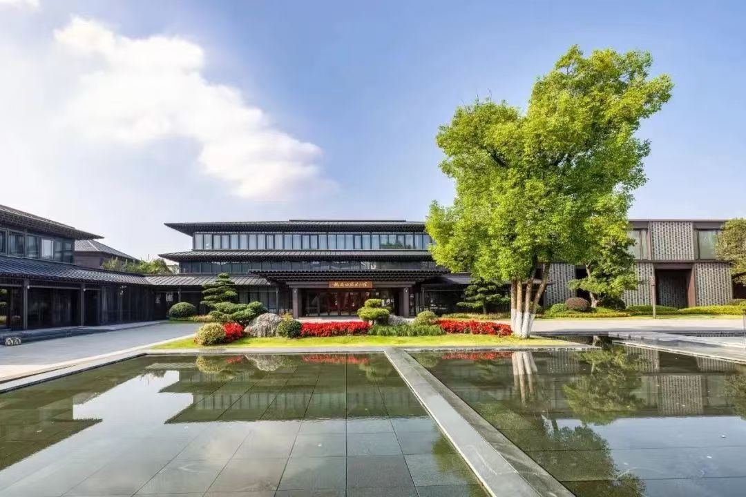 以政法工作现代化支撑和服务我省“勇当先行者、谱写新篇章”