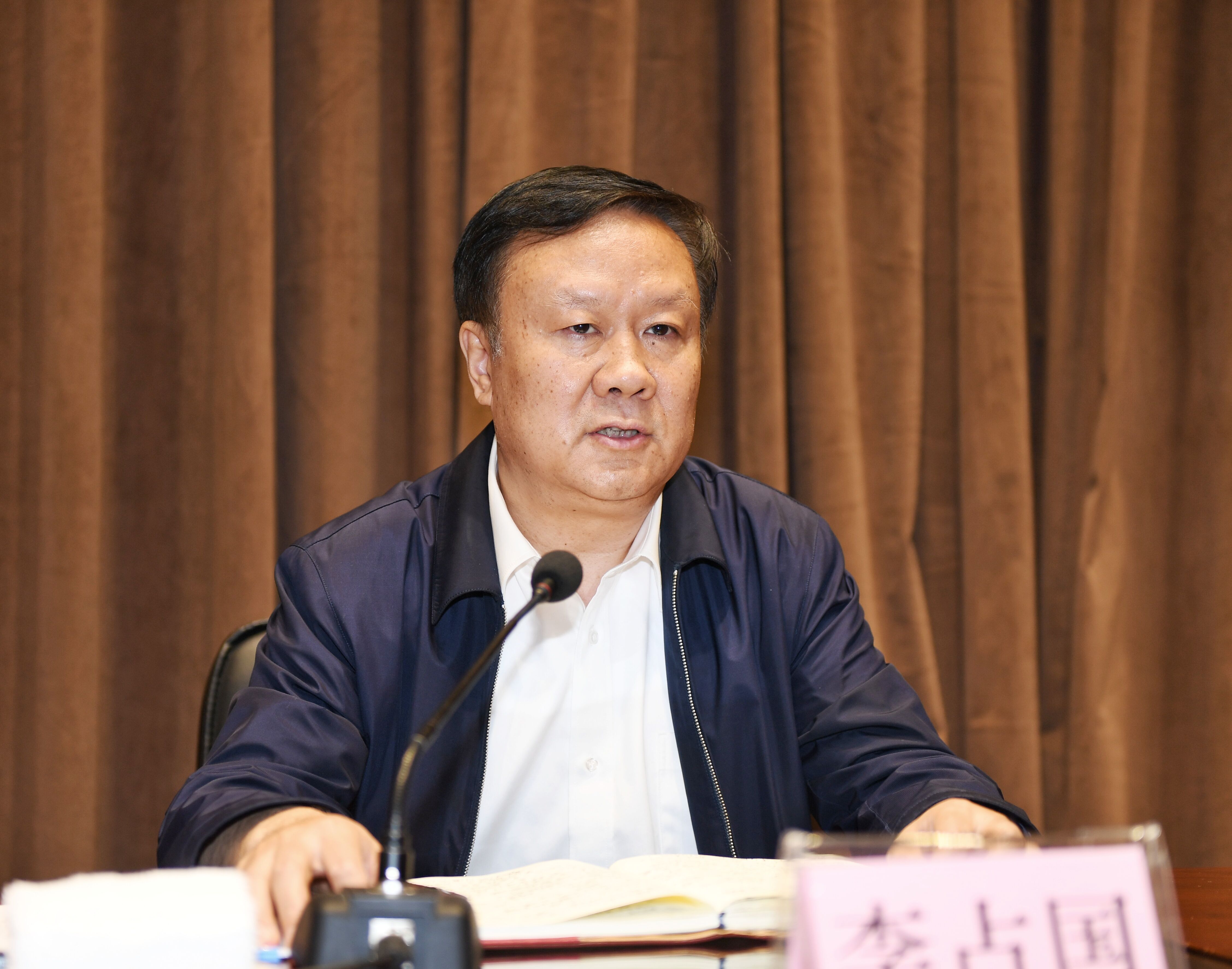 持续在“三项承诺”上用力 破解影响实现社会公平正义的一道道藩篱