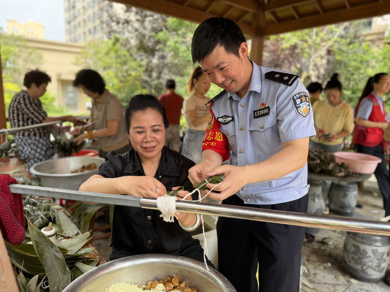粽香迎端午 警暖护平安