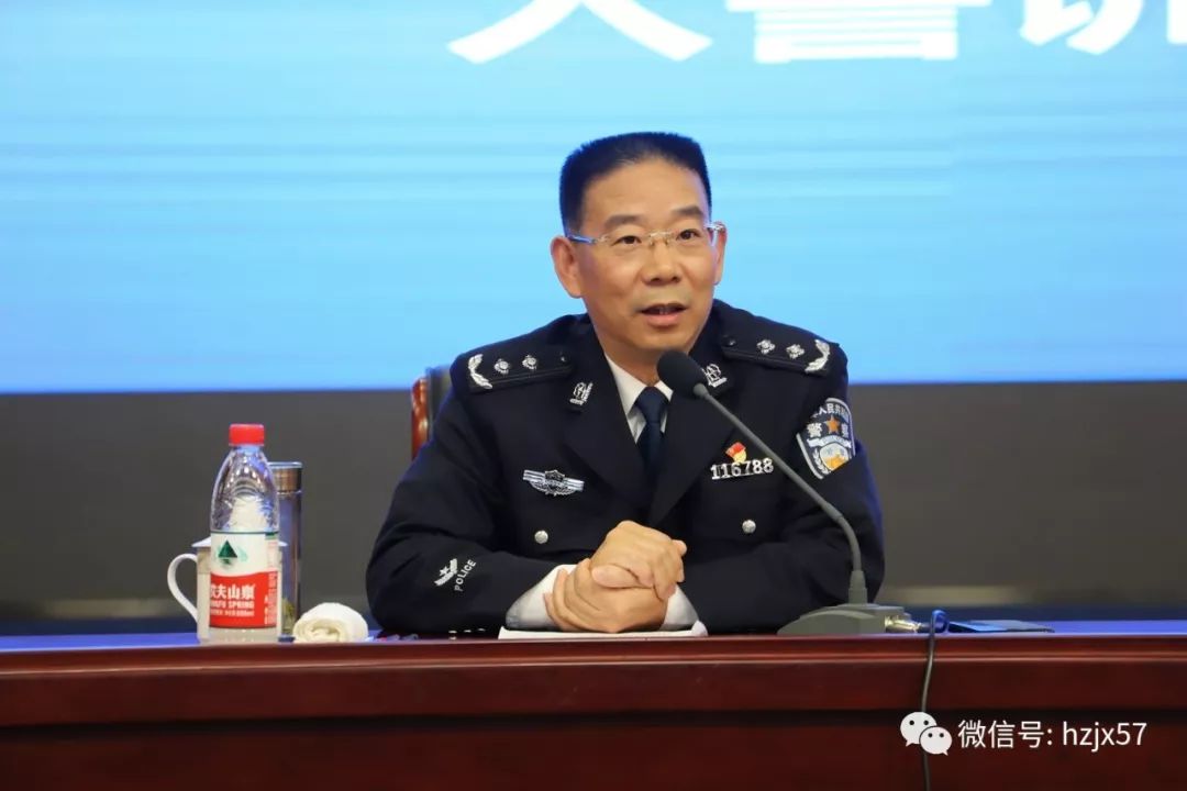 工作的思考与实践 李雄飞 2018年度公安院校毕业生入警训练 吴胜光